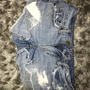 american eagle short shorts!!